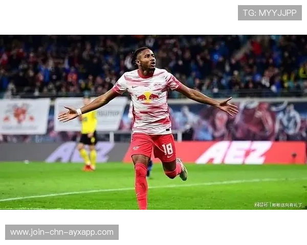 切尔西左路连续推进，恩昆库抽射将比分扩大